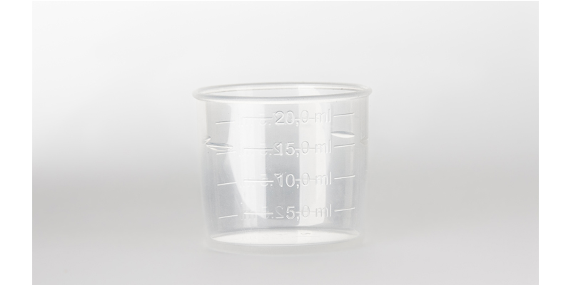 20 ml mérőkehely, 2,5 ml beosztással